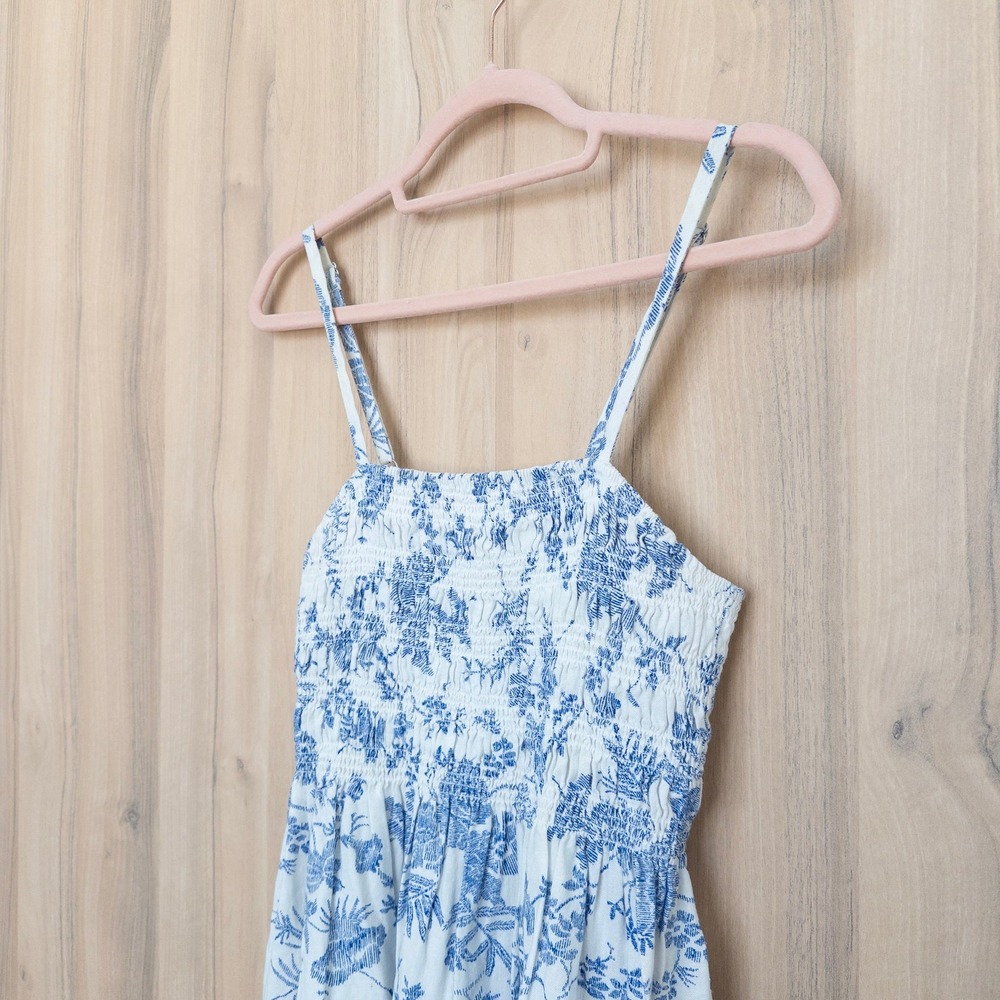 Universal Thread Floral Linen Blend Sundress XS Blue Smocked Cottage Coastal - Picture 4 of 8